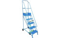 Blue warehouse ladder with 4 treads and a platform. Central brake system. 
