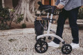 Side view of the rollator with reflectors