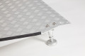 Adjustable legs 