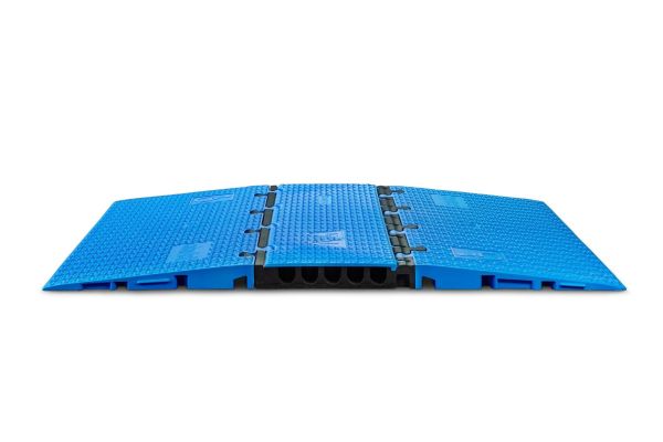 Wheelchair cable ramp 