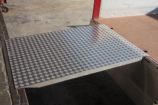 Aluminium loading bridge 