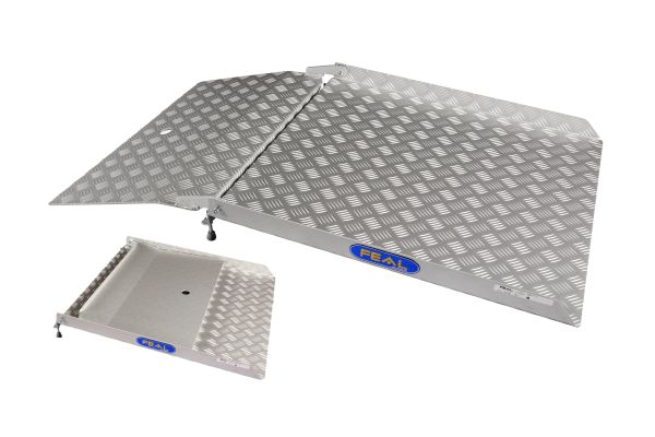 Folding Drive In Ramp (800mm + 450mm x 750mm) **DAMAGED**