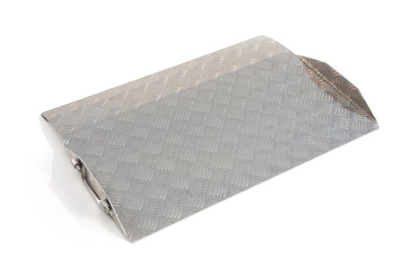 Aluminium threshold ramp 