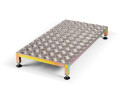 Small metal half step 