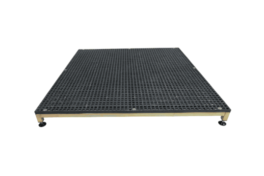 Adjustable work platform with anti-slip surface