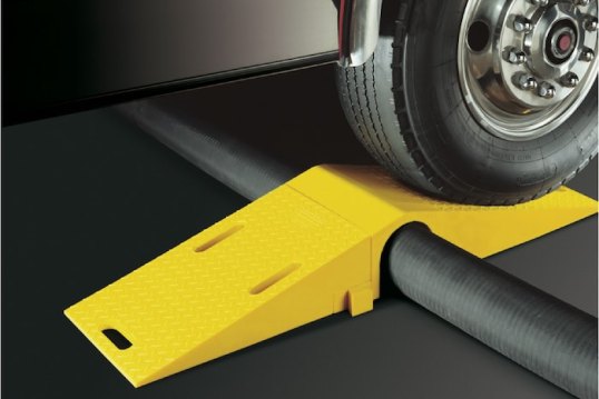 Checkers Diamondback Hose Bridge System 4.5 High Tunnel System