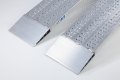 Foot of the aluminium car ramps