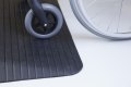 Rubber threshold ramp anti-slip surface