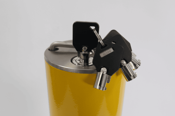 Stainless steel bollard with lock and 4 keys 