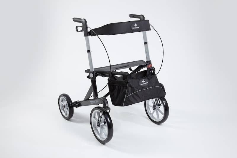 4-wheeled all terrain rollator with bag 4-wheeled all terrain rollator with bag