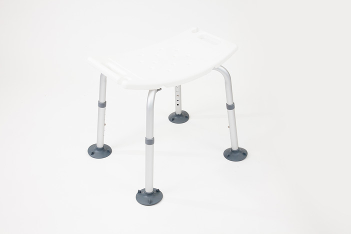 Side view of the portable shower stool 