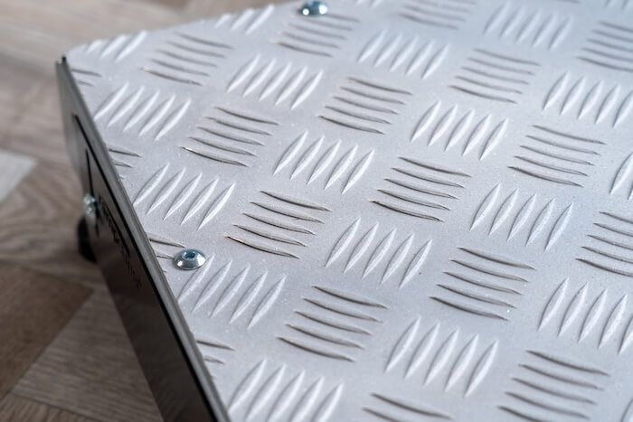 Half step with anti-slip surface