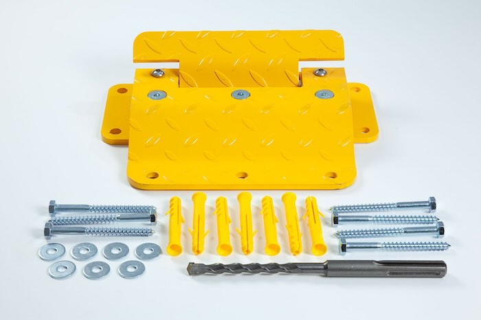 Flow plate with fixings for tarmac and concrete