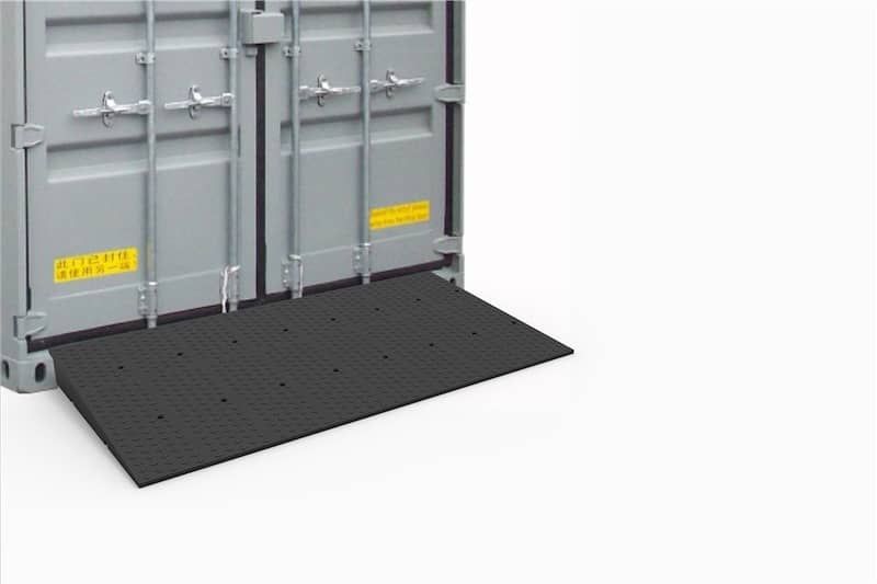 Rubber container ramp