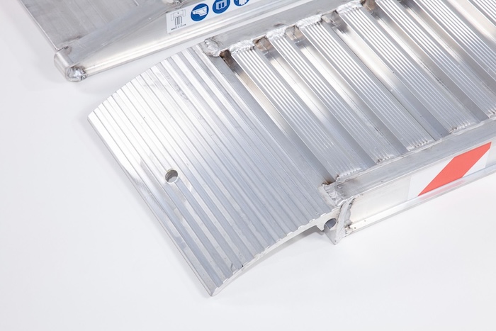 Container Ramp rest on connection