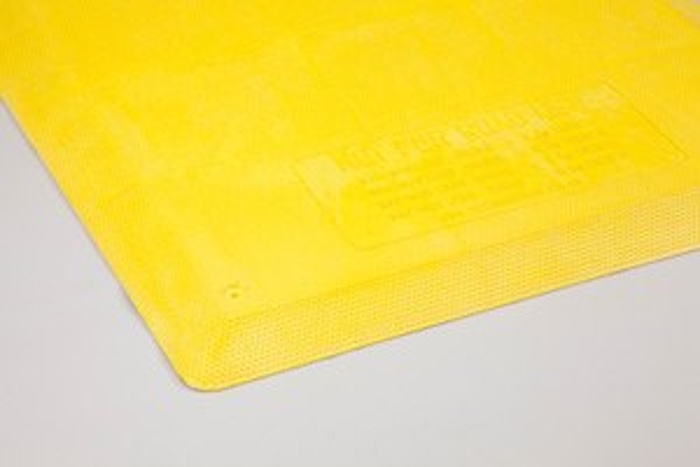 Fixed yellow trench cover plate