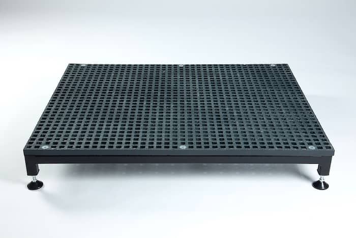 Side view of the adjustable half step