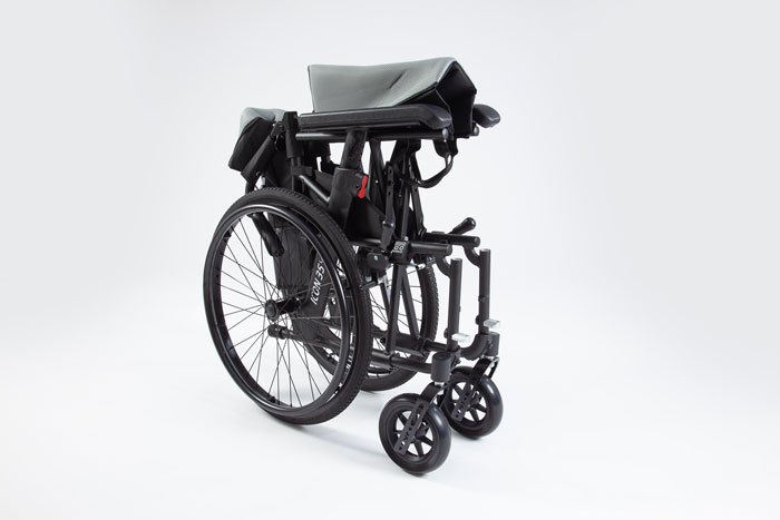 Folding self-propelled wheelchair