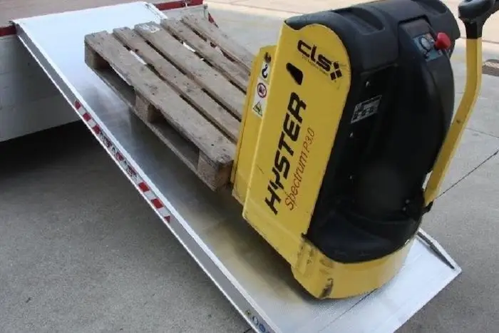 Heavy Duty Premium Viper Van Ramp 