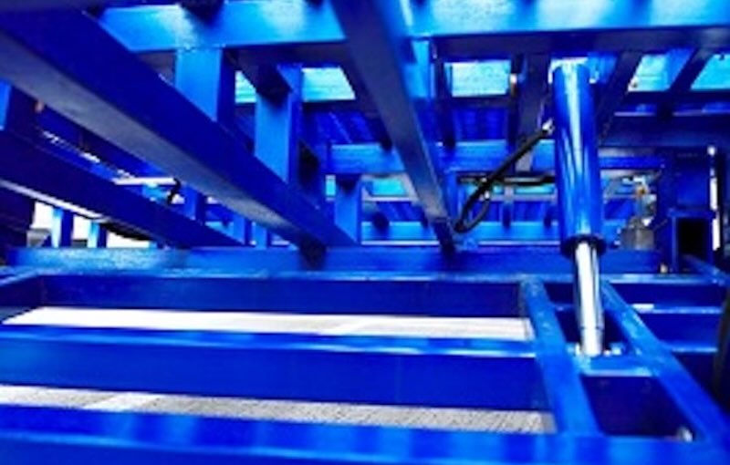 Hydraulic assist on the yard ramp